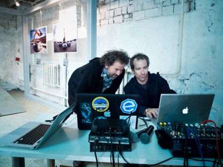 Robert Pondella, the geeks are happy because they found that the space barre can open a preview of the picture, wicked!!