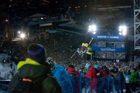 Xavier Berthoni, dropping intow the crowd
